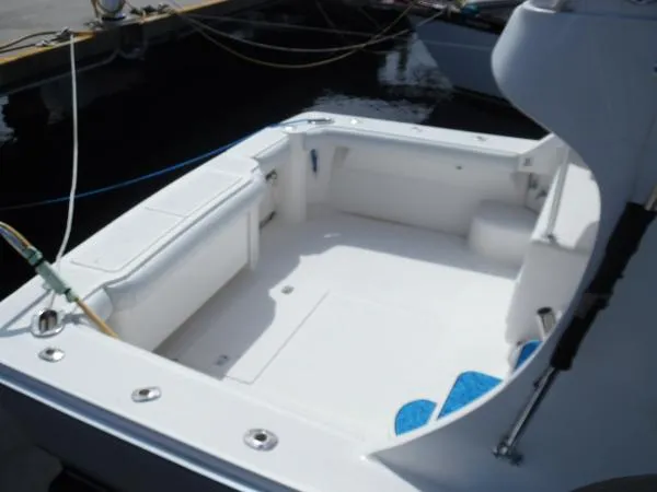 Slide: The Image of Luhrs 36 Convertible 2004 - 8