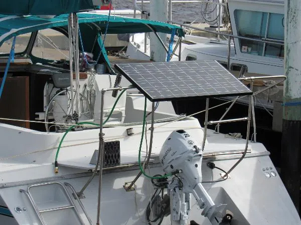 Slide: The Image of Endeavour Catamaran Corp Intercat 1500 1990 - 2