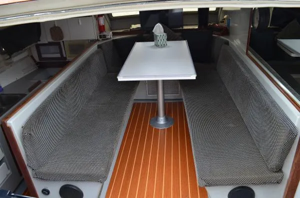 Slide: The Image of Endeavour Catamaran Corp Intercat 1500 1990 - 8