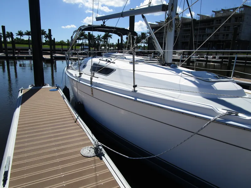 Slide: The Image of Hunter 31 2009 - 3