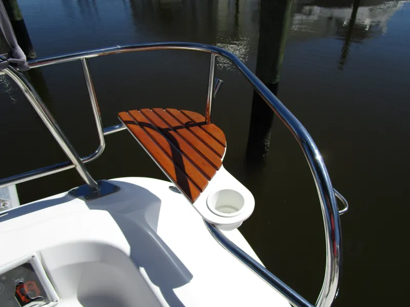 Slide: The Image of Hunter 31 2009 - 8
