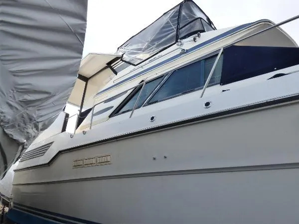 Slide: The Image of Sea Ray 410 Aft Cabin 1987 - 2