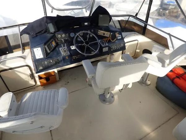 Slide: The Image of Sea Ray 410 Aft Cabin 1987 - 6