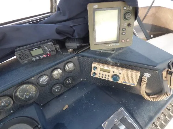 Slide: The Image of Sea Ray 410 Aft Cabin 1987 - 8