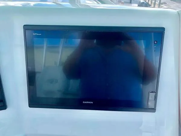 Slide: The Image of Contender 39 Fisharound 2019 - 6