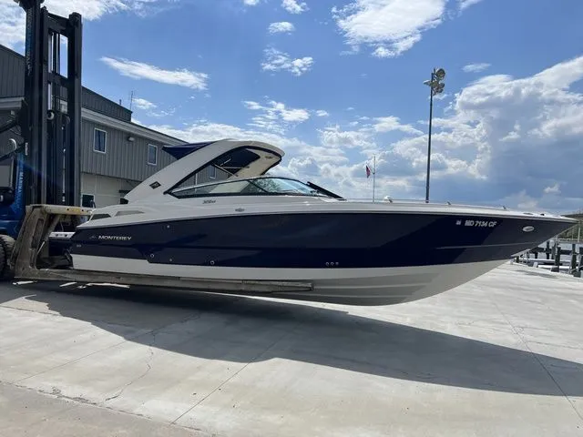 Slide: The Image of Monterey 328SS Super Sport 2012 - 9