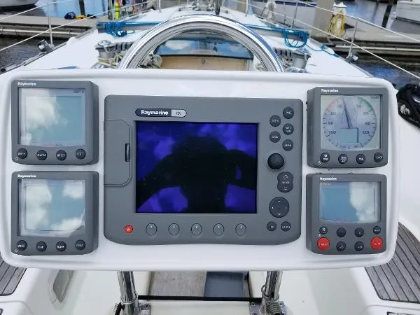 Slide: The Image of Beneteau 440 1996 - 9