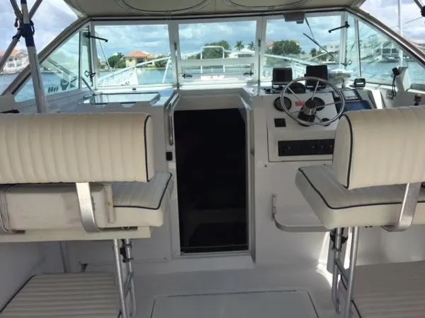Slide: The Image of Mainship 30 PILOT 1999 - 5