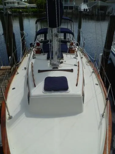 Slide: The Image of Pacific Seacraft Orion 27 MKII 1990 - 6