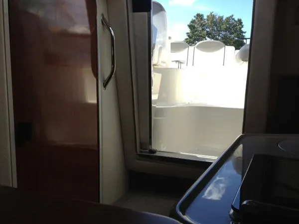 Slide: The Image of Sea Ray 240 Sundancer 2006 - 11
