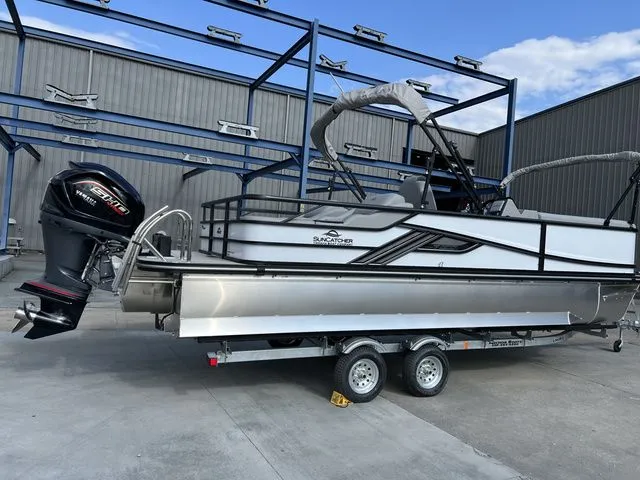 Slide: The Image of SunCatcher Fusion Series 324SS 2025 - 3