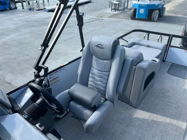 Slide: The Image of SunCatcher Fusion Series 324SS 2025 - 39