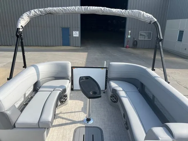 Slide: The Image of SunCatcher Fusion Series 324SS 2025 - 9