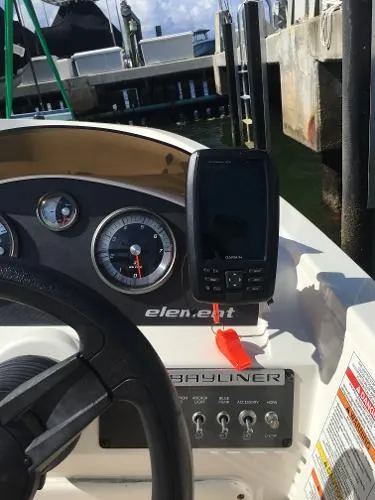 Slide: The Image of Bayliner Element E21 2017 - 2