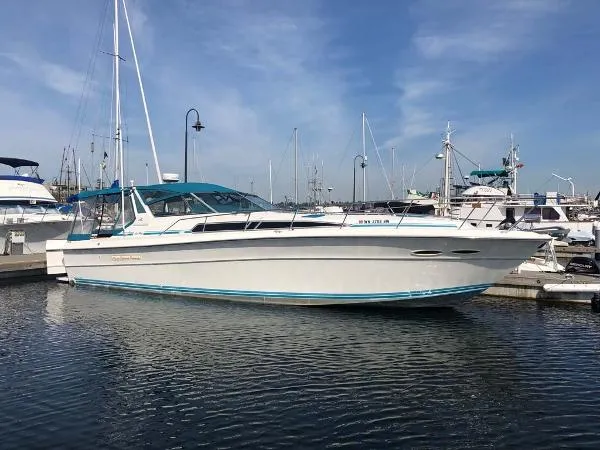 Slide: The Image of Sea Ray 390 Express 1989 - 0