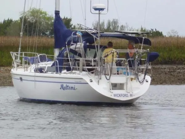Slide: The Image of Catalina 36 MkII 2000 - 4