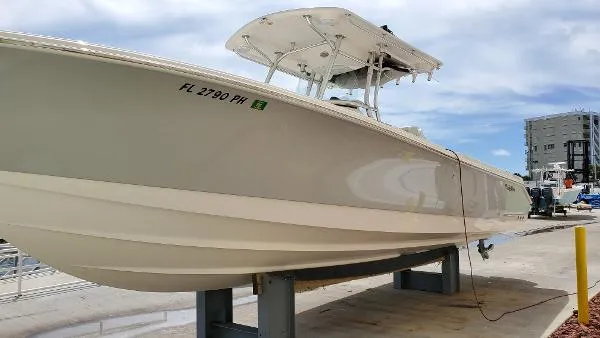 Slide: The Image of Edgewater 318CC 2012 - 9