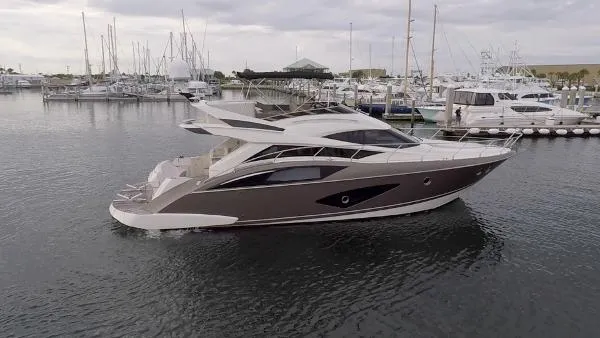 Slide: The Image of Marquis 500 Sport Yacht 2016 - 0