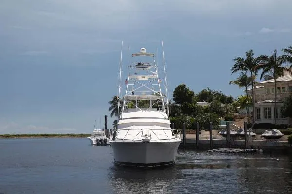 Slide: The Image of Bertram 60 Convertible 1997 - 5