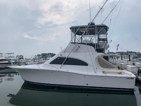 Slide: The Image of Luhrs 36 Convertible 2005 - 0