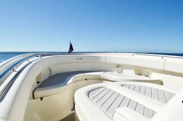 Slide: The Image of Chris-Craft Catalina 30 Center Console 2018 - 11
