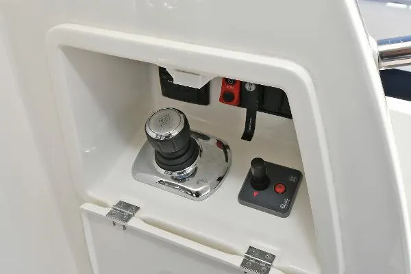 Slide: The Image of Prestige 560 Flybridge 2017 - 7