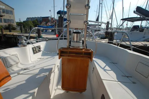Slide: The Image of Nonsuch 26 Ultra 1986 - 11