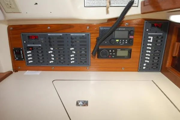 Slide: The Image of Nonsuch 26 Ultra 1986 - 6
