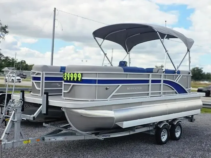 The Image of 2024 Bennington 20 SSR pontoon boat on trailer, priced at 39999. - 1