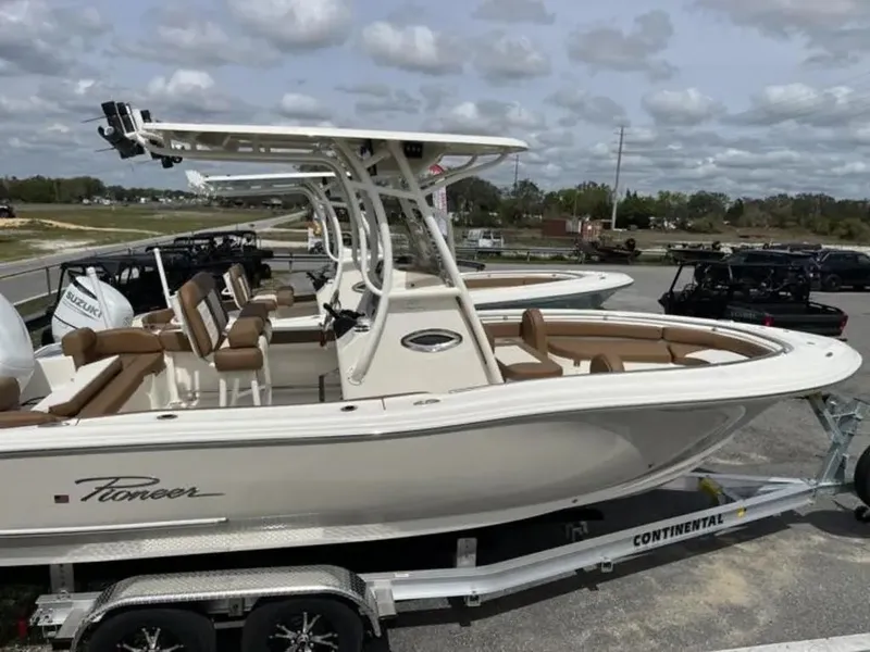 Slide: The Image of Pioneer 222 Islander 2024 - 12