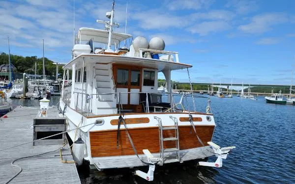 Slide: The Image of Grand Banks Heritage Europa 52 2000 - 8