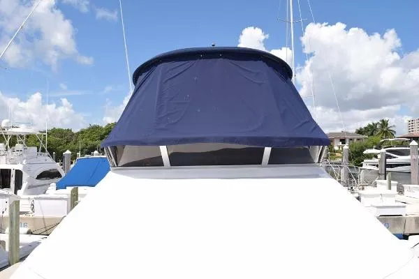 Slide: The Image of Sea Ray 44 Sedan Bridge 2006 - 11