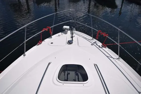 Slide: The Image of Sea Ray 44 Sedan Bridge 2006 - 5