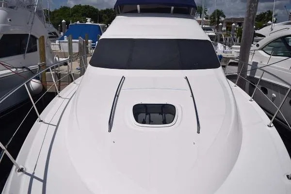 Slide: The Image of Sea Ray 44 Sedan Bridge 2006 - 8