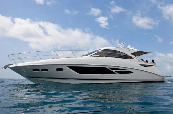 Slide: The Image of Sea Ray 510 Sundancer 2017 - 1