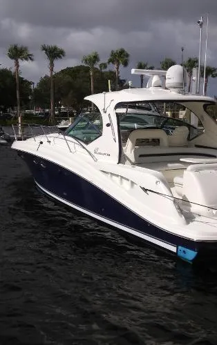Slide: The Image of Sea Ray 420 Sundancer 2004 - 1