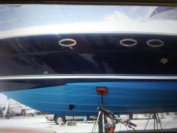 Slide: The Image of Sea Ray 420 Sundancer 2004 - 2