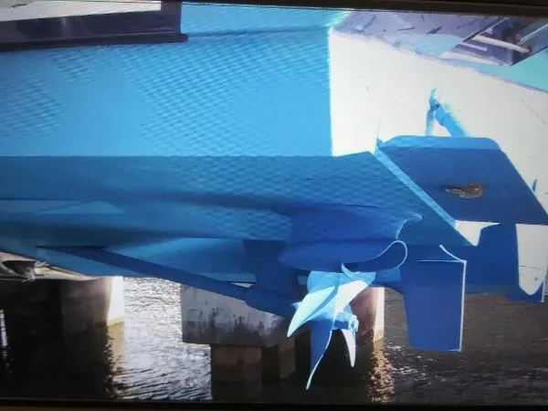 Slide: The Image of Sea Ray 420 Sundancer 2004 - 3