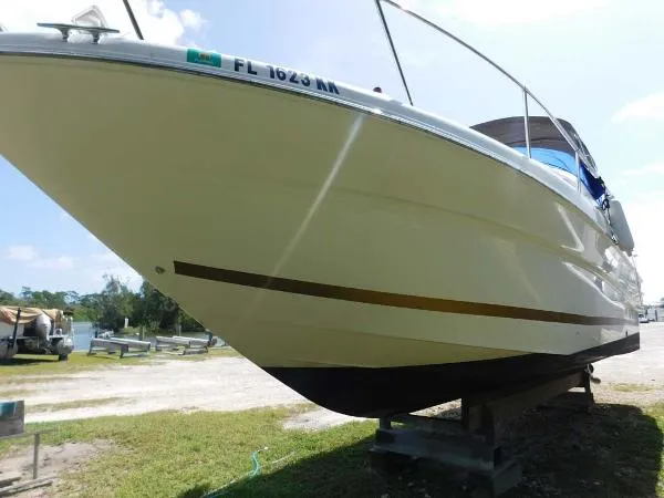 Slide: The Image of Sea Ray Sundancer 270 1998 - 2
