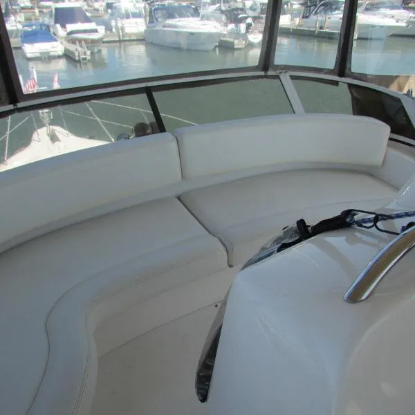 Slide: The Image of Silverton 351 Sedan Cruiser 1999 - 11