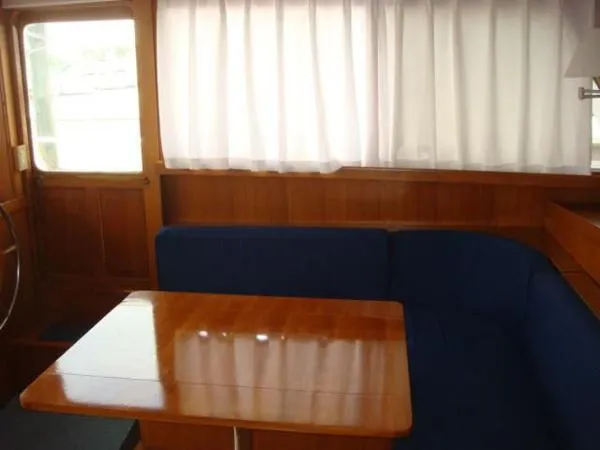 Slide: The Image of Jefferson Aft Cabin Motor Yacht 1987 - 4