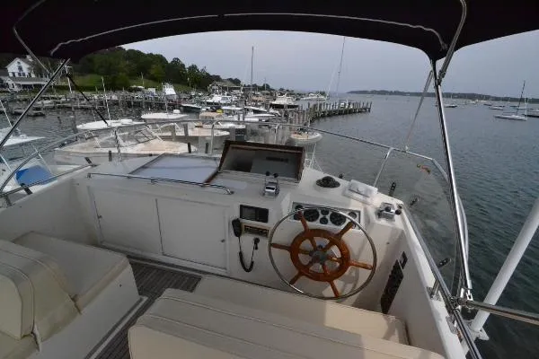 Slide: The Image of Grand Banks 46 Classic Flybridge 1991 - 7