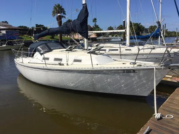 Slide: The Image of J Boats J/28 1987 - 0
