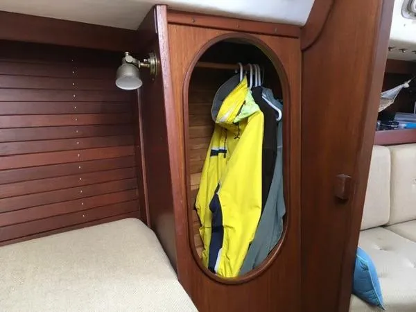 Slide: The Image of J Boats J/28 1987 - 11