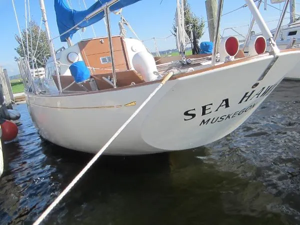 Slide: The Image of Chris-Craft Cherokee 32 by S&S 1968 - 10