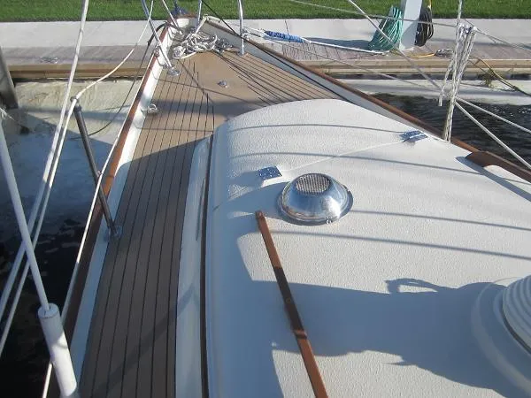 Slide: The Image of Chris-Craft Cherokee 32 by S&S 1968 - 11
