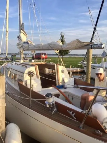 Slide: The Image of Chris-Craft Cherokee 32 by S&S 1968 - 9