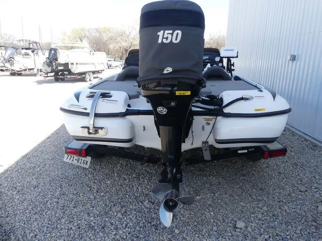 Slide: The Image of Nitro Z-7 2013 - 5