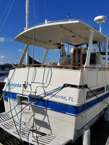 Slide: The Image of Kha Shing Vista 40 Sundeck Trawler 1986 - 4