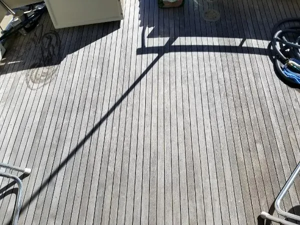 Slide: The Image of Kha Shing Vista 40 Sundeck Trawler 1986 - 7